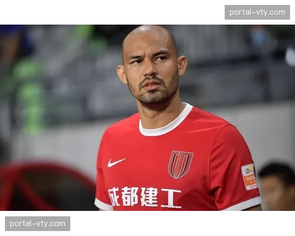 成都费利佩替补改变战局 支点作用激活边中结合进攻体系